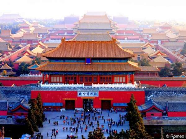Những người ngày nào cũng mở cánh cổng nổi tiếng nhất Trung Quốc 4