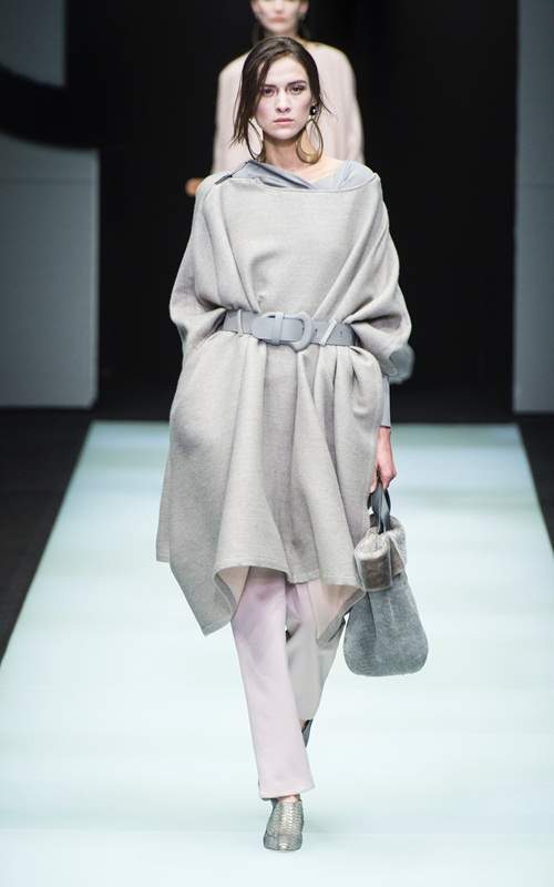 BST gần 100 mẫu cực sang chảnh của Giorgio Armani ở Milan Fashion Week 2