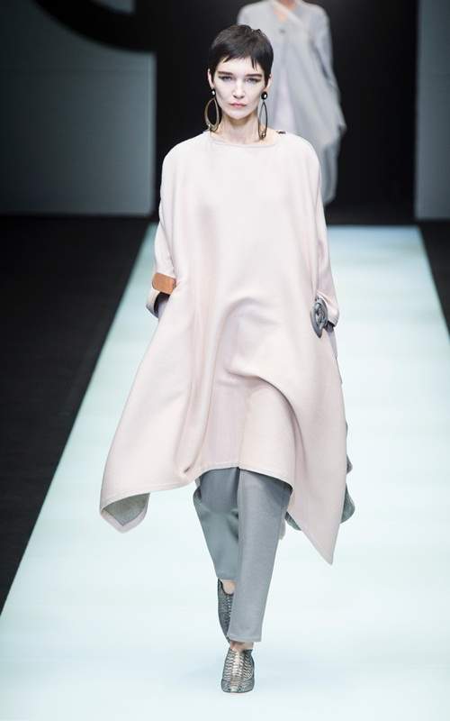 BST gần 100 mẫu cực sang chảnh của Giorgio Armani ở Milan Fashion Week 3