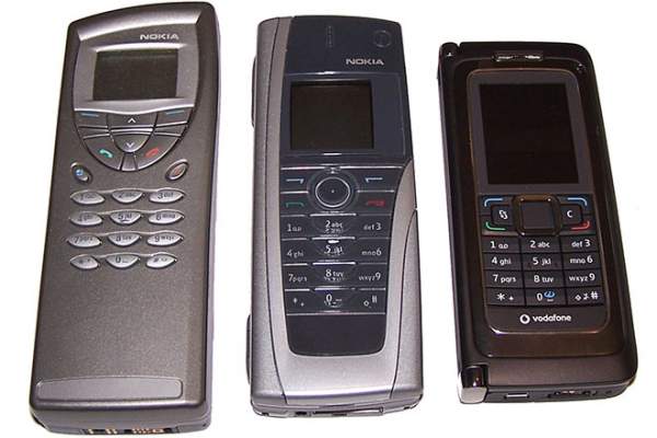 Thiết kế “cũ tích” của Nokia Communicator đã đến thời vàng son? 2