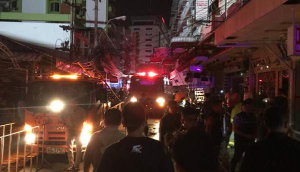 Cháy phố đèn đỏ Thái Lan, gái mại dâm chạy tán loạn 2