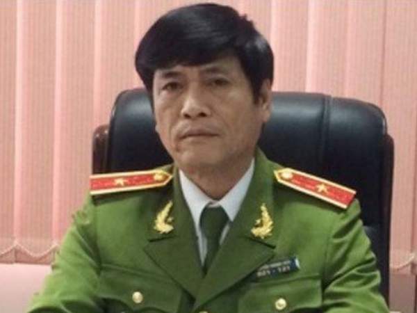 Ông Nguyễn Thanh Hóa – từ Thiếu tướng Công an đến bị can tổ chức đánh bạc 2