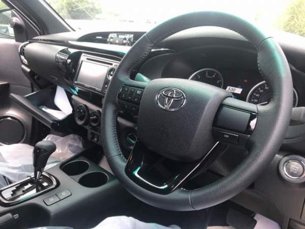 Toyota Hilux 2018 xuất hiện tại Malaysia mang phong cách của Toyota Tacoma 4
