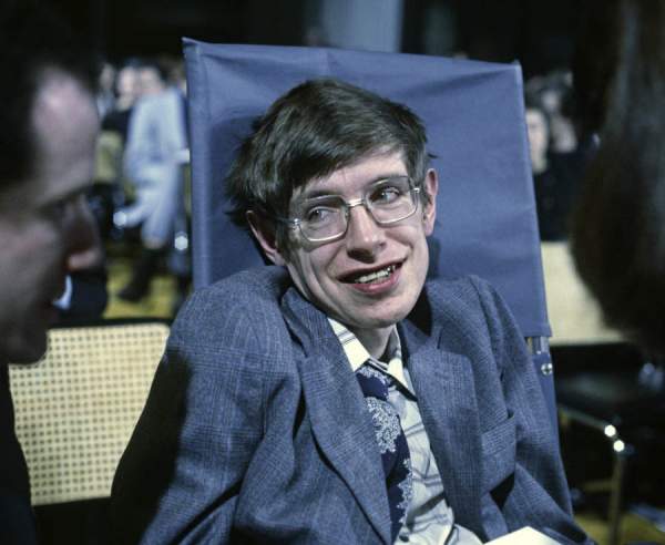 Thông điệp cuối cùng thiên tài vật lý Hawking gửi đến nhân loại 3