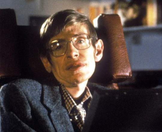 Những câu "nói tới đâu thấm tới đó" của Stephen Hawking 3