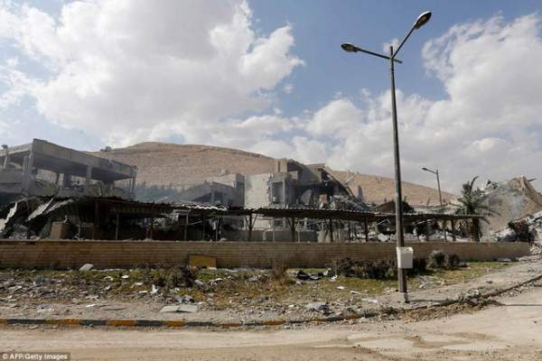 Trung tâm nghiên cứu khoa học của Syria bị đánh sập do vụ không kích 3