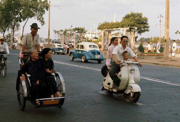 Hoài niệm với chùm ảnh đường phố Việt Nam những thập niên 1950, 1960 5