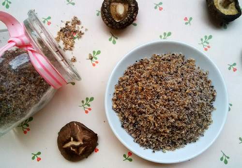 Cách làm hạt nêm chay thơm lừng đậm vị từ nấm hương 6