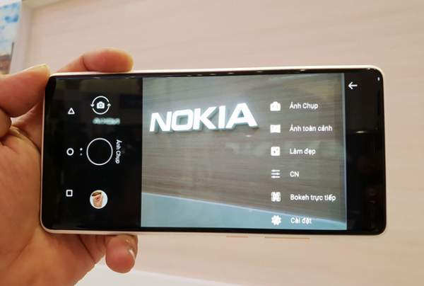 Trên tay Nokia 7 Plus - smartphone tràn viền đầu tiên của Nokia 9
