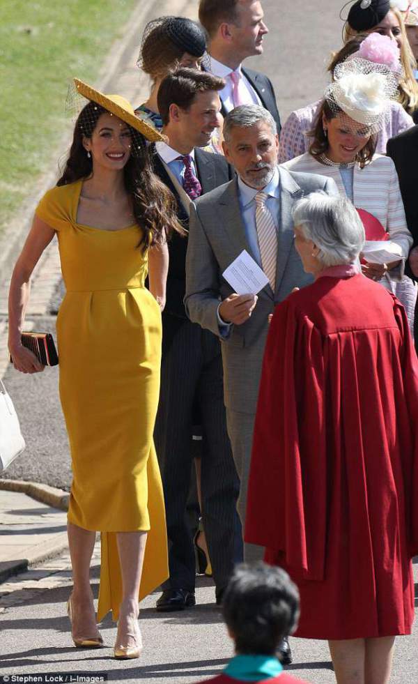 Vợ chồng George Clooney là “đệ nhất thời trang” của showbiz 4