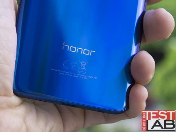 Honor 10: giá tầm trung... nhưng hiệu năng tầm cao, tích hợp camera thông minh 9
