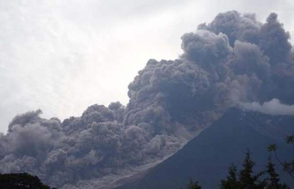Hiện trường khủng khiếp vụ núi lửa phun trào ở Guatemala 7