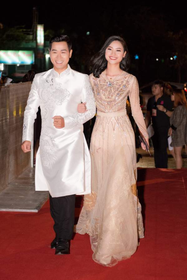 Sau 20 năm đăng quang, Hoa hậu Ngọc Khánh vẫn khiến đàn em “lu mờ” trên thảm đỏ 8
