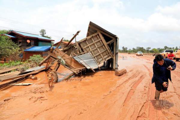 Nước rút bùn ngập, người Lào chật vật trở về nhà sau sự cố vỡ đập 3