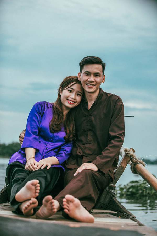 Ảnh cưới tái hiện cuộc sống dân vạn chài trên dòng Hương Giang 11