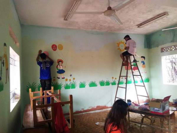 Gia Lai: Thanh niên tình nguyện lên vùng cao giúp bà con xây dựng nông thôn mới 3