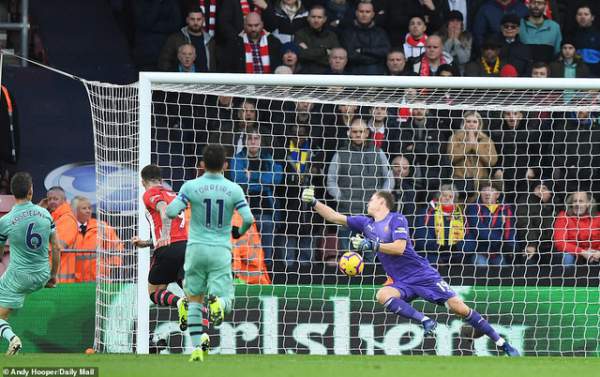 Southampton 3-2 Arsenal: Màn rượt đuổi đầy kịch tính 3