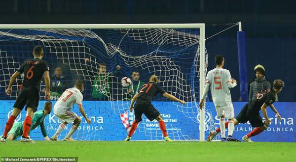 Croatia 3-2 Tây Ban Nha: Chiến thắng nghẹt thở 4