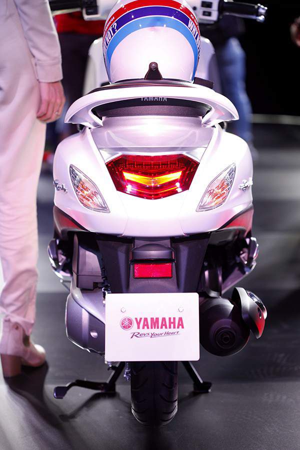 Yamaha Grande Hybrid - Sự lựa chọn tối ưu cho phái đẹp 8
