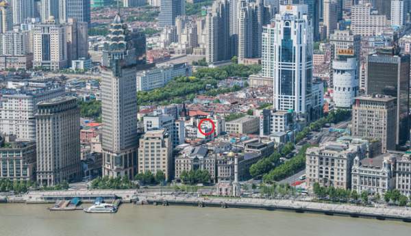 Bức ảnh chụp toàn cảnh thành phố Thượng Hải, zoom được tận mặt người đi đường 3