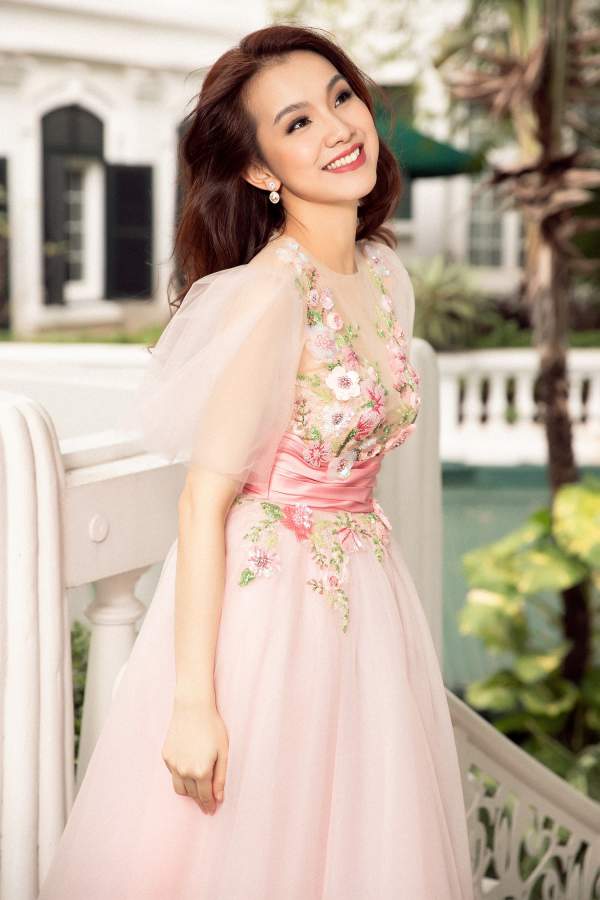 Nhan sắc sau 10 năm của Hoa hậu Hoàn vũ Việt Nam sống “ẩn dật” nhất 13