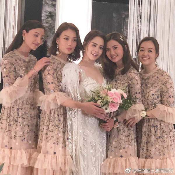 Chung Hân Đồng diện ba chiếc váy tuyệt đẹp trong hôn lễ tại Hồng Kong 8
