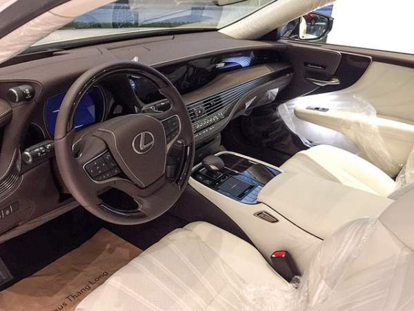Lexus LS 500 khởi điểm từ 7,08 tỉ đồng 5