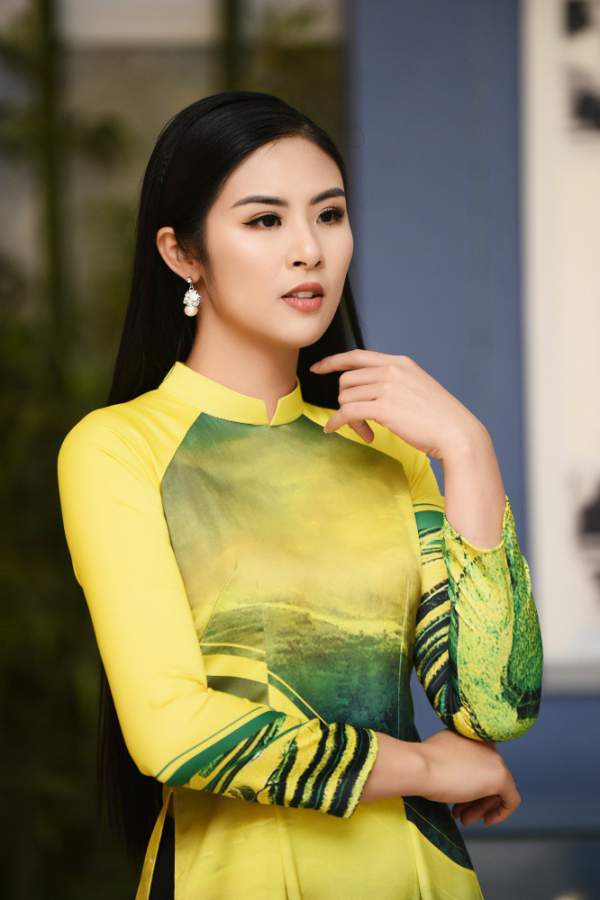 Hoa hậu Ngọc Hân nói gì về "bạn gái tin đồn" của cầu thủ Phan Văn Đức? 16