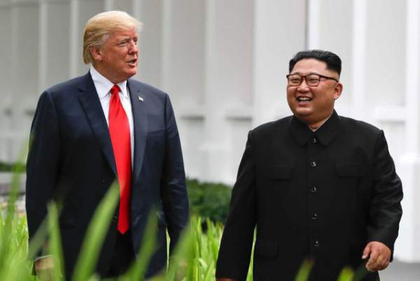 Báo Hàn Quốc: Tổng thống Trump đề nghị gặp ông Kim Jong-un tại Việt Nam 1
