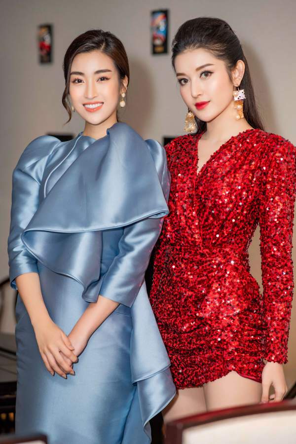 Á hậu Huyền My gợi cảm “đọ dáng” cùng Hoa hậu Mỹ Linh 5