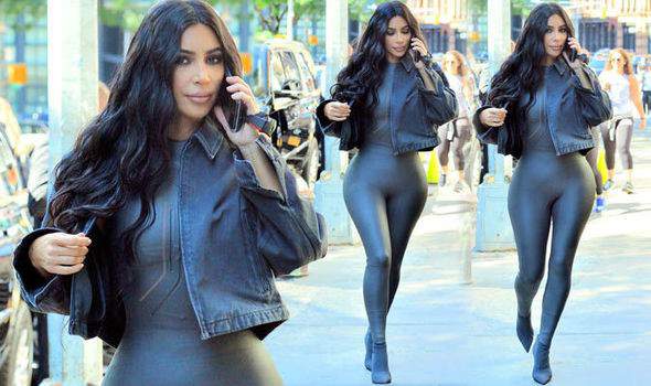 Choáng với những bộ đồ "nghẹt thở" của Kim Kardashian 7