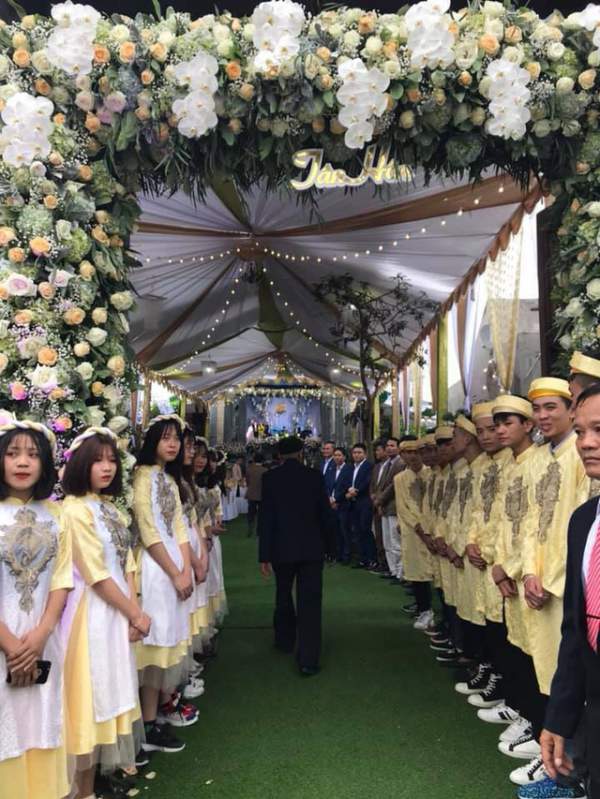 Lâu đài của đại gia Nam Định có con gái đeo vàng trĩu cổ ngày cưới 13
