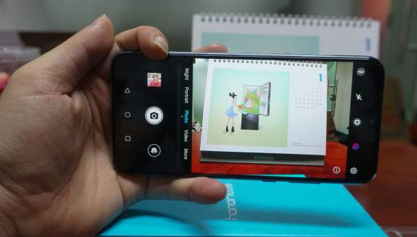 Đập hộp Honor 10 Lite - smartphone tầm trung sắp bán ở Việt Nam với giá khoảng 5 triệu đồng 8