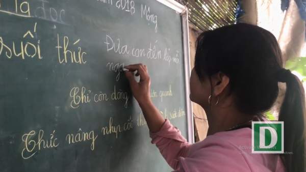 Người thầy U80 “chở chữ” miễn phí cho người dân sông nước Phú Vang 6
