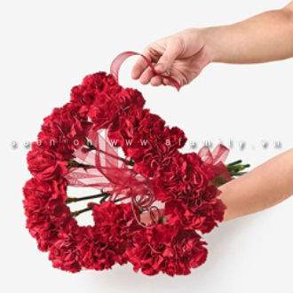 Cách bó hoa hồng hình trái tim ngọt ngào cho Valentine 6