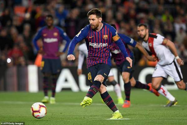 Barcelona 3-1 Vallecano: Messi và Suarez lập công 12