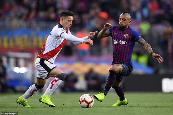 Barcelona 3-1 Vallecano: Messi và Suarez lập công 5
