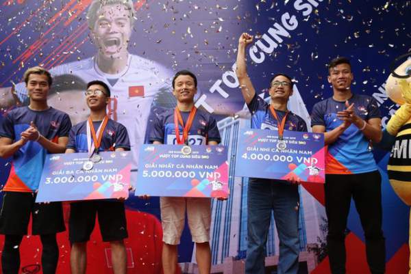 Hơn 800 MBers tham gia giải chạy “MB Running Up 2019” cùng Quế Ngọc Hải &Văn Toàn 2