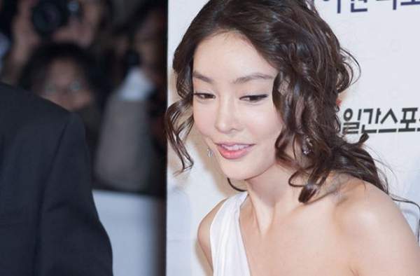 Yoon Ji Oh kêu gọi thêm nhiều nhân chứng cho vụ cưỡng dâm của Jang Ja Yeon 4