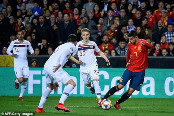 Sergio Ramos lập công, Tây Ban Nha nhọc nhằn hạ Na Uy 9