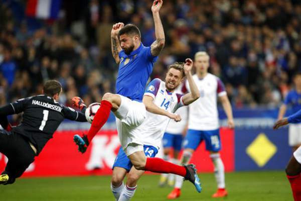 Những khoảnh khắc Mbappe thăng hoa cùng tuyển Pháp trước Iceland 12