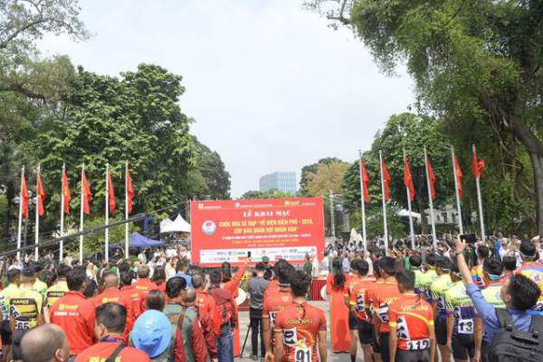 Quàng Văn Cường đoạt áo vàng chặng 1, Cuộc đua xe đạp "Về Điện Biên Phủ-2019, Cúp Báo Quân đội nhân dân" 1