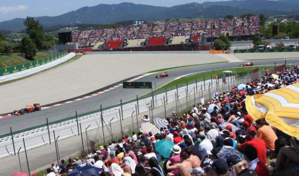 Giá vé xem đua xe F1 ở các nước là bao nhiêu? 3