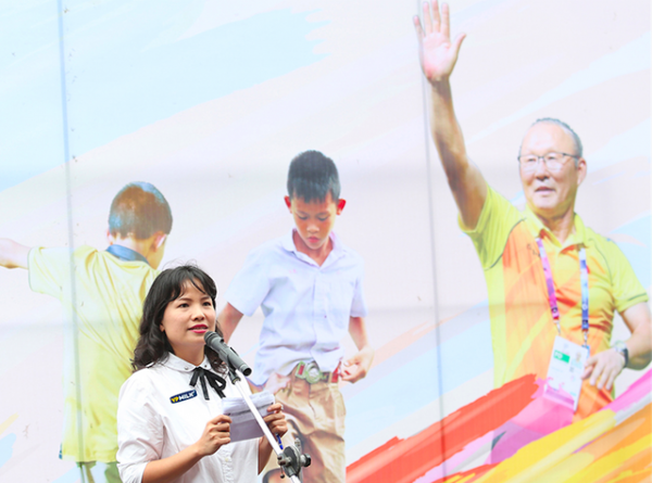VPMilk cùng đại sứ thương hiệu - HLV Park Hang-Seo gieo mơ ước cho trẻ em Việt 2