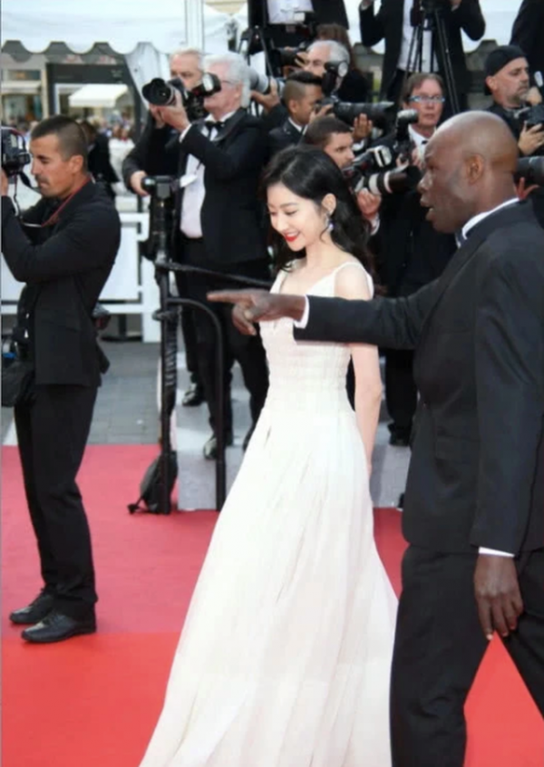 Hai nữ diễn viên Trung Quốc bị ban tổ chức LHP Cannes 2019 "đuổi khéo" khỏi thảm đỏ 7