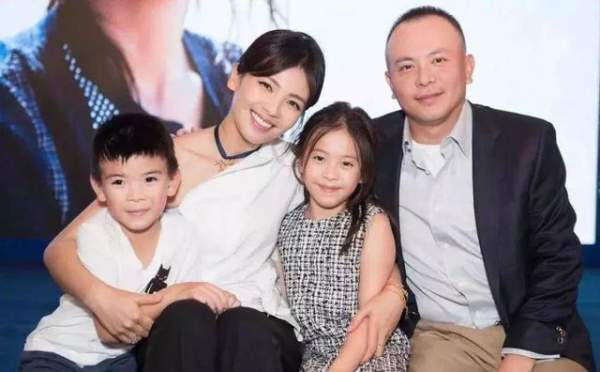 Lưu Đào: Người vợ quốc dân xinh đẹp "lăn lộn" giúp chồng đại gia trả nợ 2