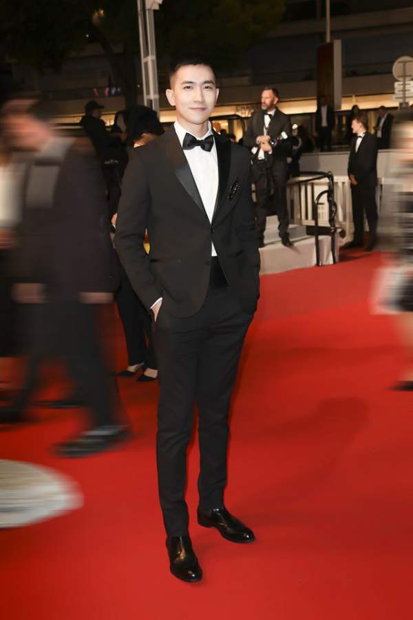 Võ Cảnh điển trai và lịch lãm trong lần đầu xuất hiện trên thảm đỏ LHP Cannes 4
