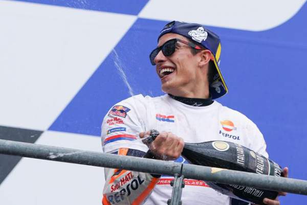 Chặng 5 MotoGP: Marc Marquez thắng nhẹ nhàng tại Le Mans 8