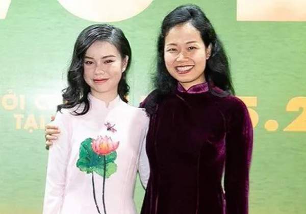 Mẹ diễn viên Trà My viết tâm thư cho con gái giữa "bão" dư luận về phim "Vợ ba" 4