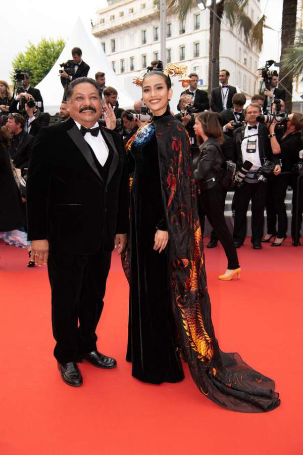 Không nghiện khoe thân, Trương Thị May kín đáo trên thảm đỏ Cannes cùng Leonardo Dicaprio 6